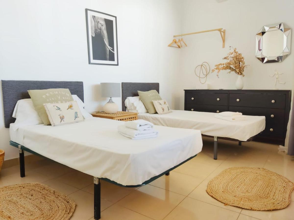 Homeyseville-Amazing Penthouse Giralda Views 8 Pax, Parking Optional Εξωτερικό φωτογραφία