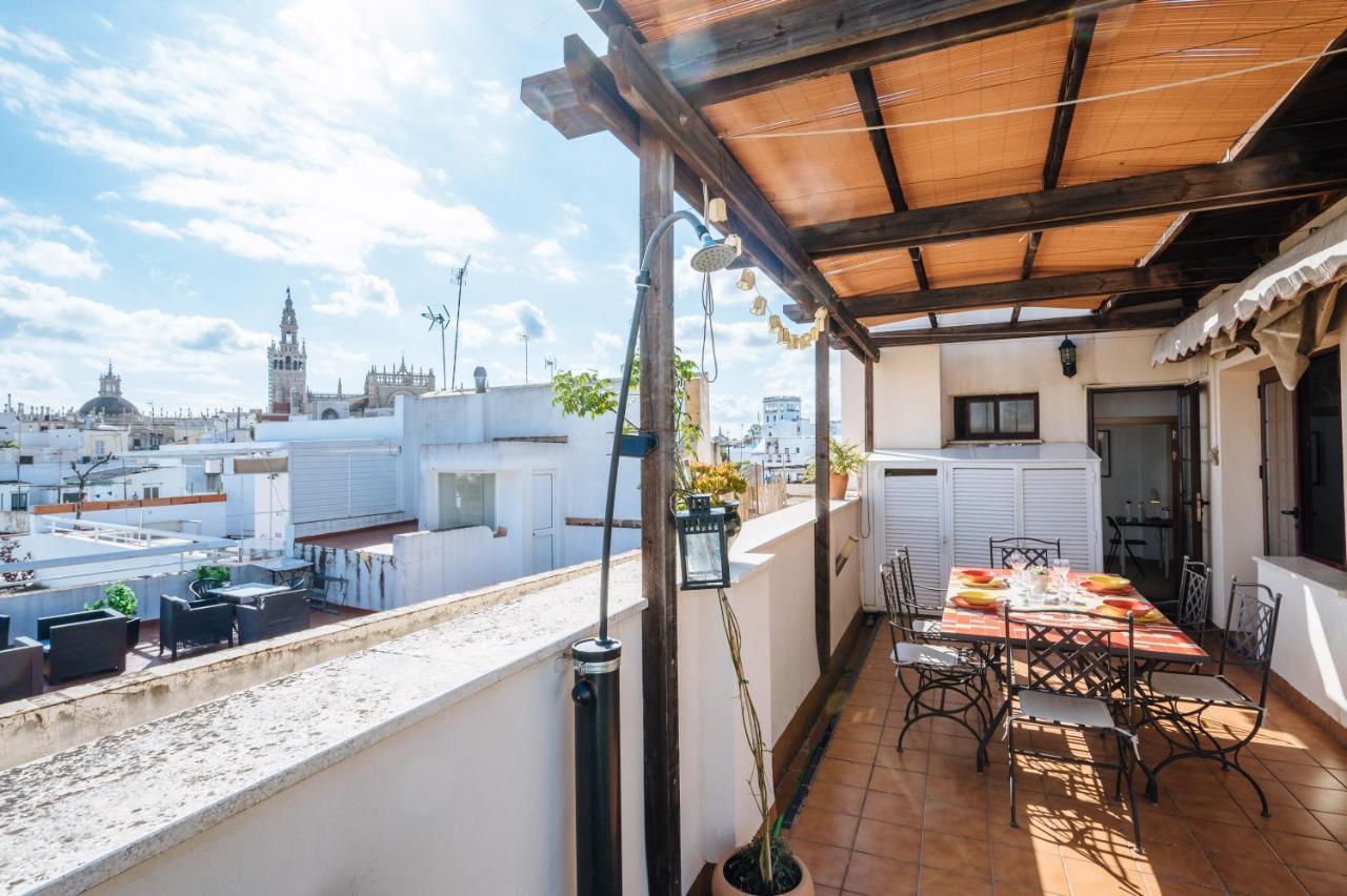 Homeyseville-Amazing Penthouse Giralda Views 8 Pax, Parking Optional Εξωτερικό φωτογραφία
