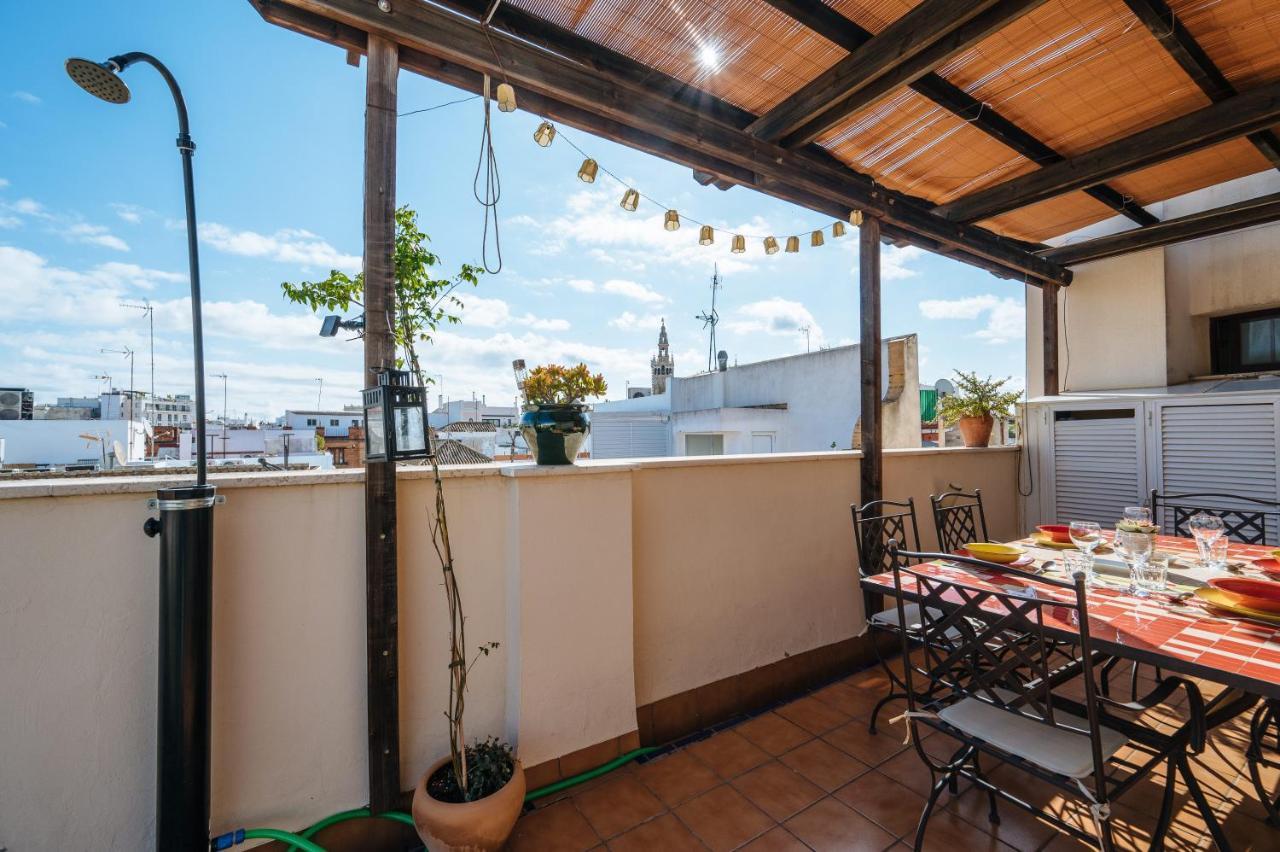 Homeyseville-Amazing Penthouse Giralda Views 8 Pax, Parking Optional Εξωτερικό φωτογραφία