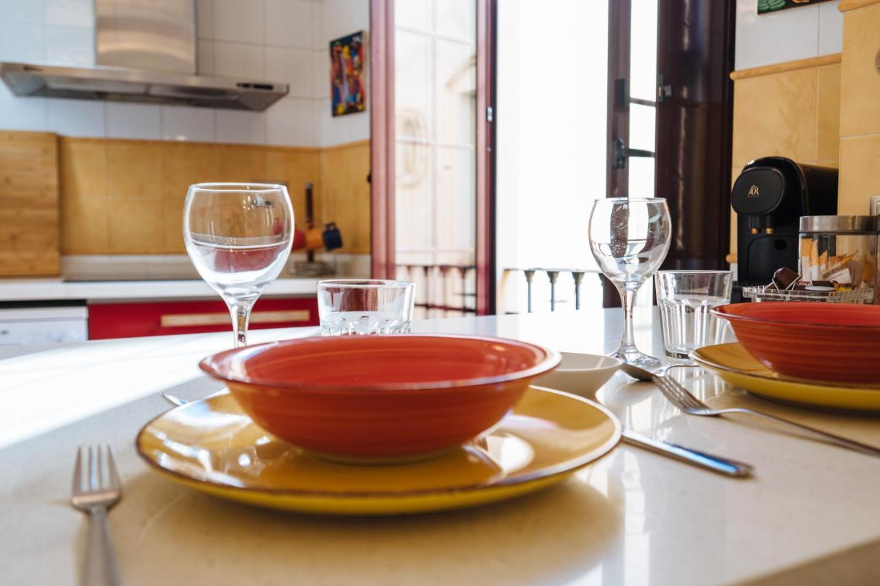 Homeyseville-Amazing Penthouse Giralda Views 8 Pax, Parking Optional Εξωτερικό φωτογραφία