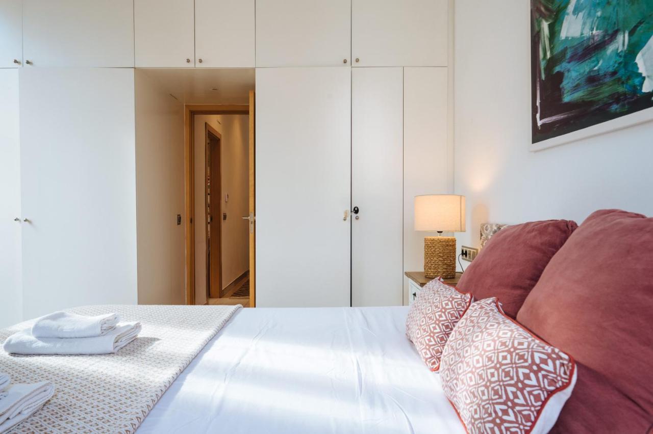 Homeyseville-Amazing Penthouse Giralda Views 8 Pax, Parking Optional Εξωτερικό φωτογραφία