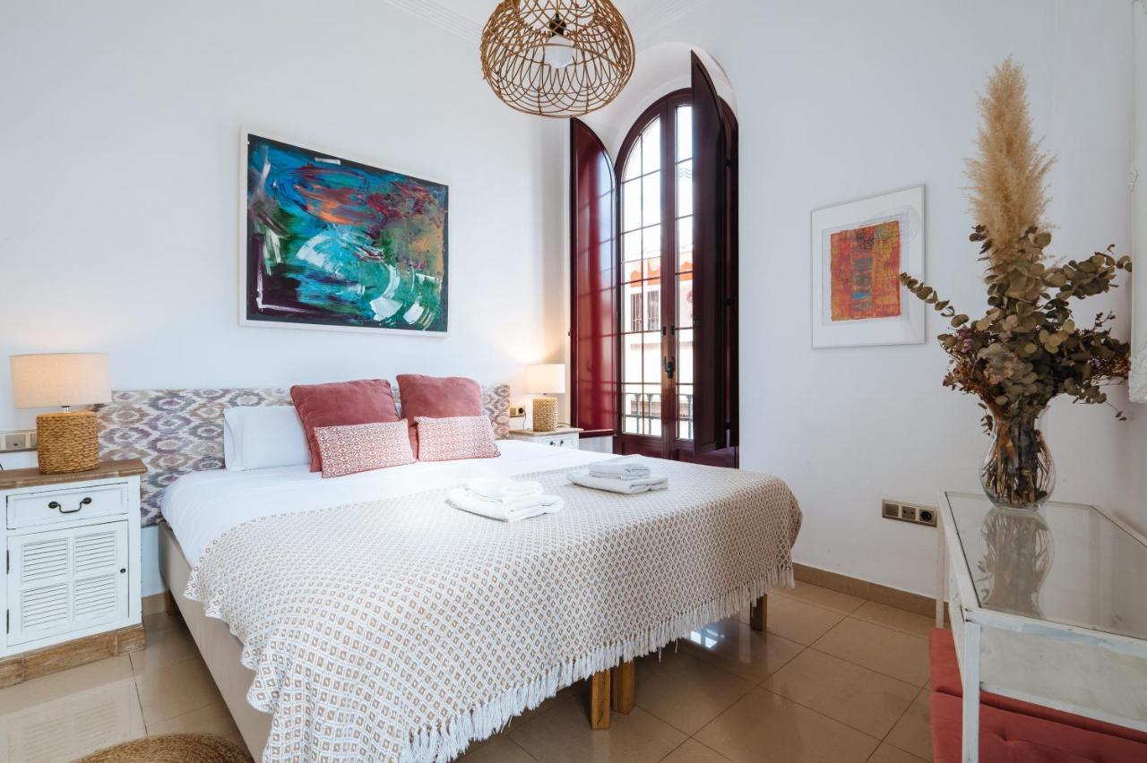 Homeyseville-Amazing Penthouse Giralda Views 8 Pax, Parking Optional Εξωτερικό φωτογραφία